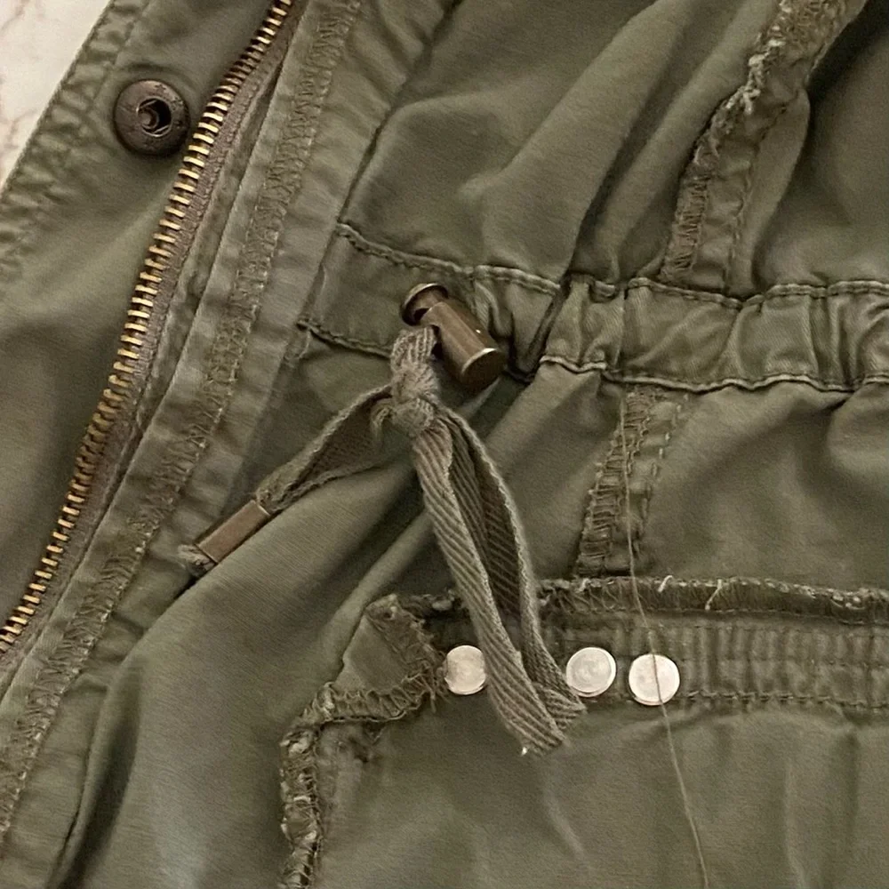 Cargo Utility Hoodie Jacket, Military Vibe, Adjustable Gathered Waist - Picture 9 of 14